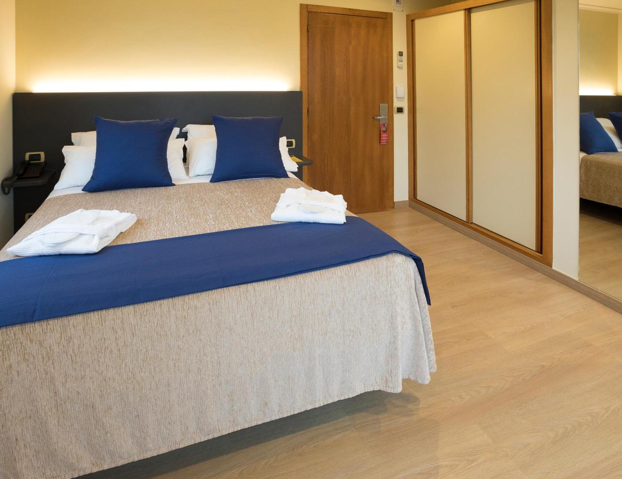 Hotel Roma Sarria Eksteriør billede