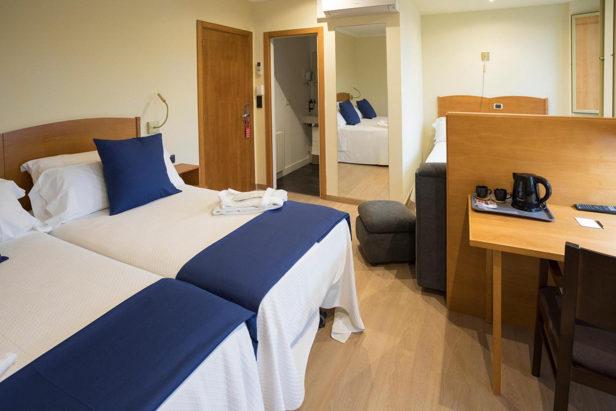 Hotel Roma Sarria Eksteriør billede