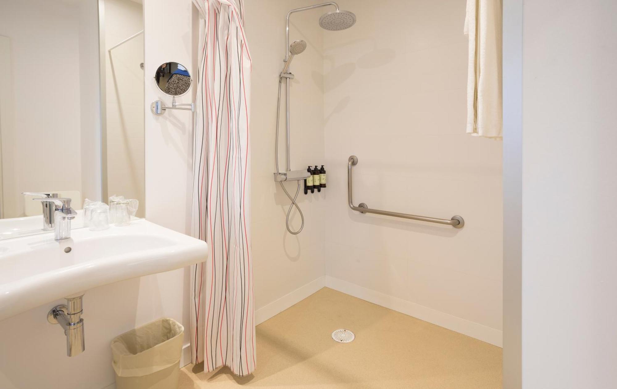 Hotel Roma Sarria Eksteriør billede