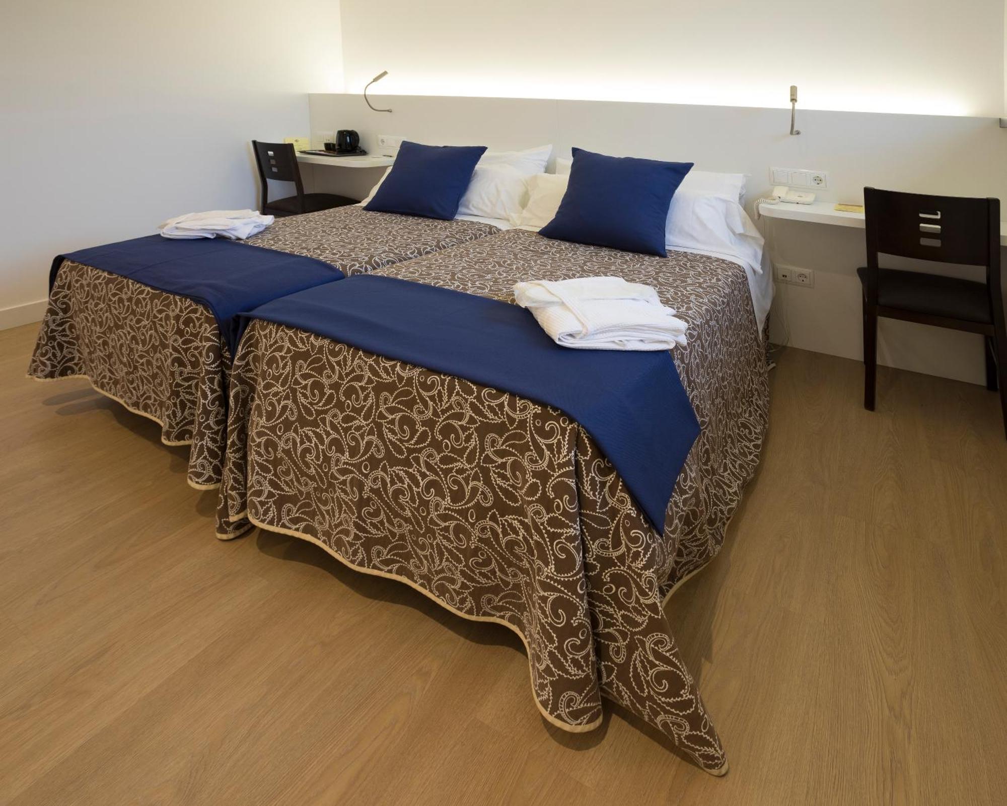 Hotel Roma Sarria Eksteriør billede